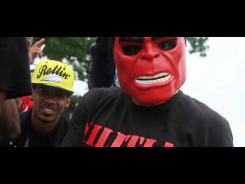 RELLY TEX  ft CORY GUNZ WHY YOU LOOKING AT ME