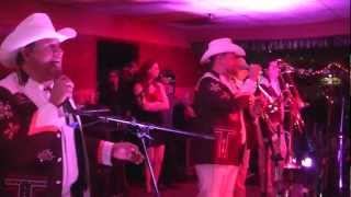 LABERINTO , MIX , MI ADOLECENCIA A LOS 40, AMOR FINGIDO Y MUCHAS MAS  EN VIVO