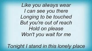 Blake Shelton - Underneath The Same Moon Lyrics