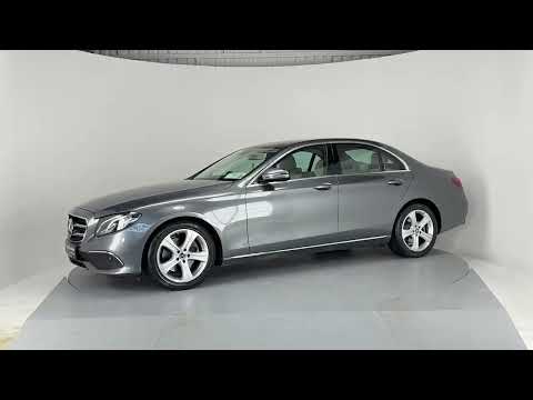 Mercedes-Benz E-Class E220 D AUTO**FULL DIGITAL DA - Image 2