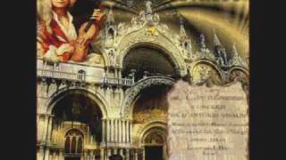 Viva! - Bond Girls (Winter - Vivaldi, Remix)