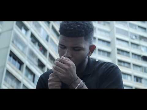 TSX - Caigo de pie (official Video)