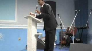 pr berg santos ministrando a palavra de DEUS