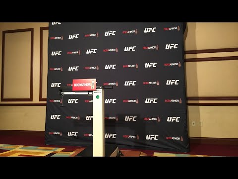 UFC 248公式計量 (UFC 248 official weigh-ins)