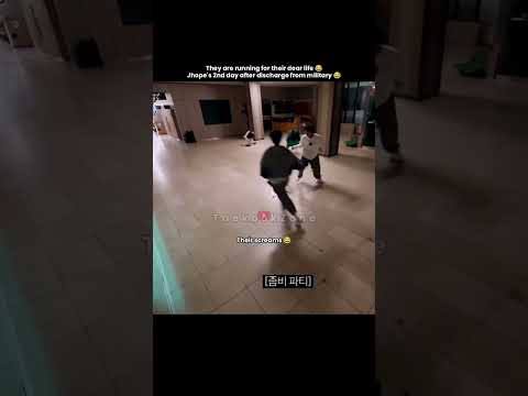 They way Jin and Jhope started running away from zombies😂 #bts#jin#jhope#RunJin#taekookzone#kpop