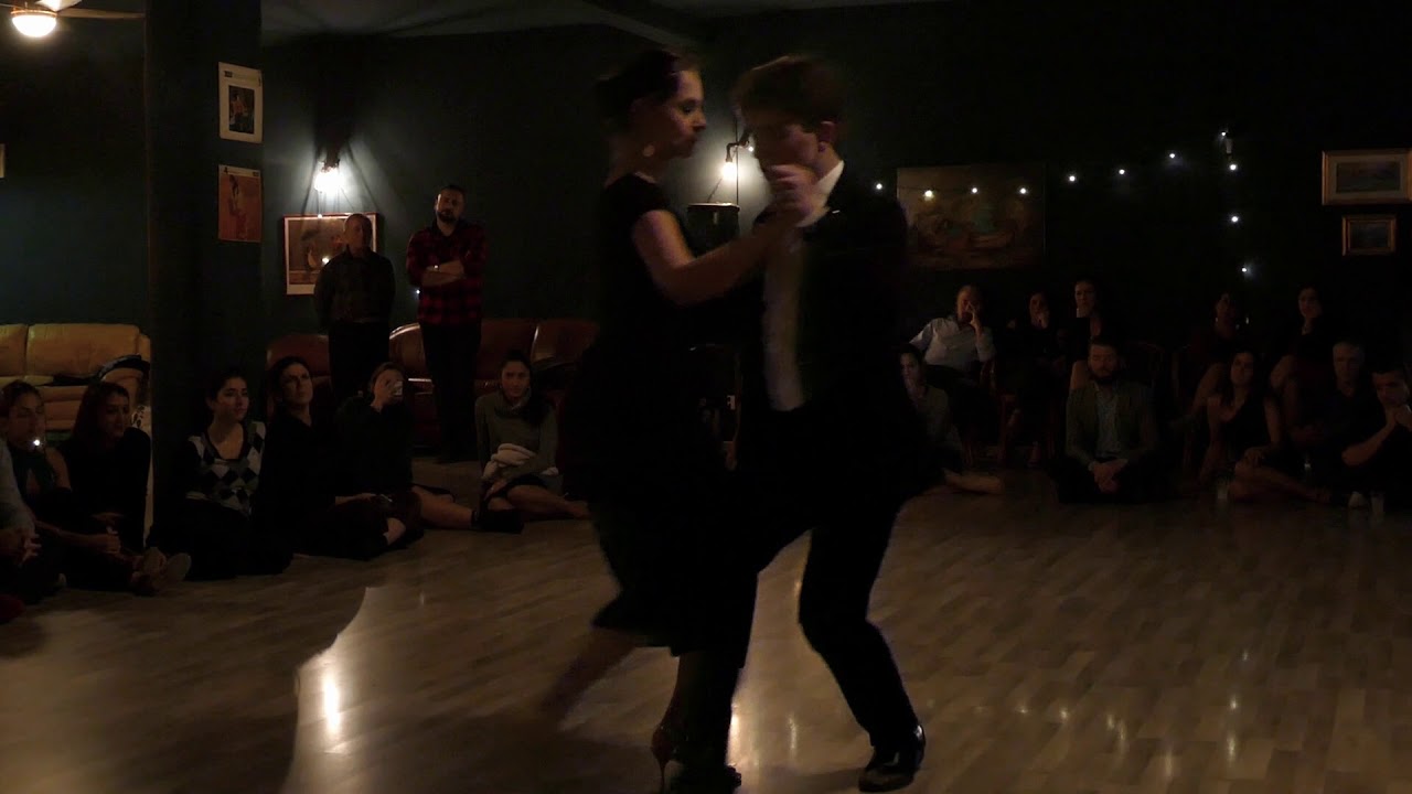 Video thumbnail for Francesco M. Paglionico & Nadia Foderini, Adoración (Chicho e Juana Napoli Long Weekend 2019, 2/4)