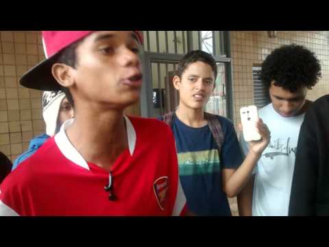 Mc Cjay VC Mc Kiev 31 edicao da praca e nossa