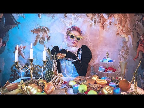 Nina Tribus - Primadonna (Official Music Video)