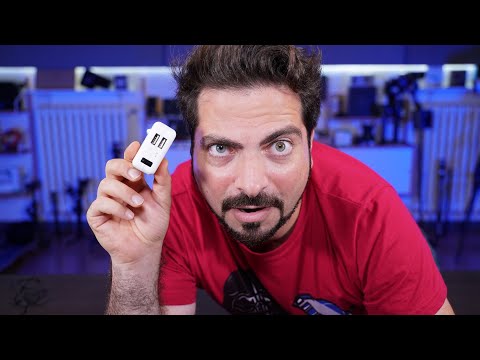 This CHEAP THING SPYS on you and FILM you in FULL HD while you smile unaware of everything!