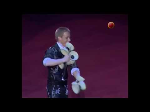 Show Productions Ltd Presents : Diabolo Duo, Circus and Variety Juggling Show Act for Hire