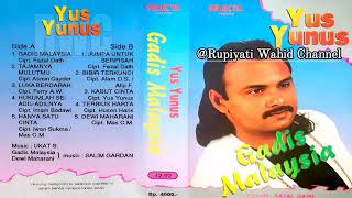 Download lagu Gadis Malaysia - Yus Yunus | Cipt. Fazal Dath ( Original Album ) mp3