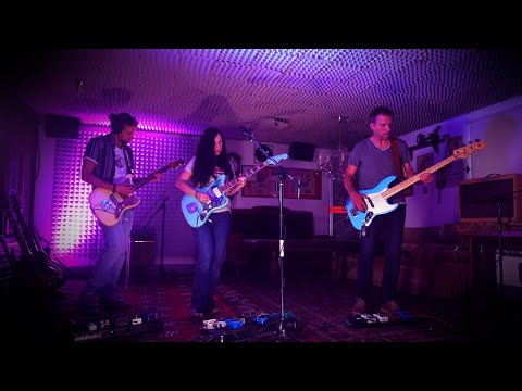 Juleah ~ Snake ~ Live Session