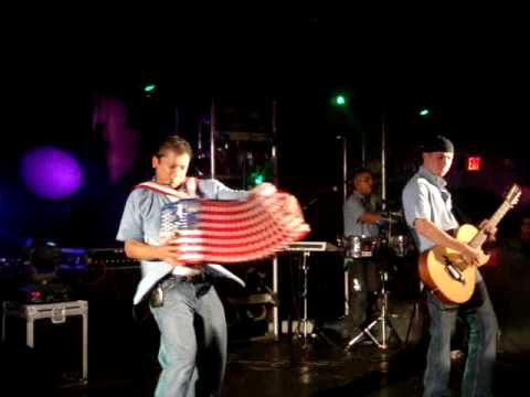 Jaime y Los Chamacos-Un Puno de Tierra-Lubbock, TX 09