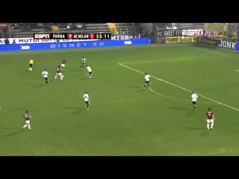 Ronaldinho's play in Parma vs AC Milan - 10/10/2
