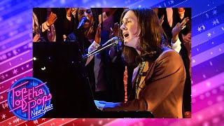 Blossoms - The Keeper (Top of the Pops New Year&#39;s 2019)