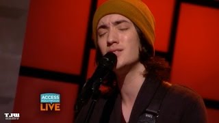 &#39;The Voice&#39;s&#39; Taylor John Williams Performs &#39;Falling Slowly&#39;