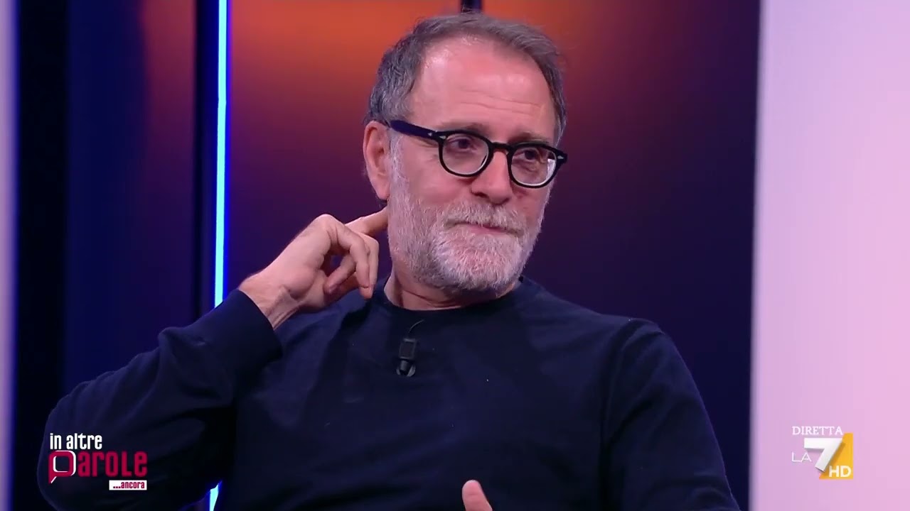 “Ingannai Maurizio Costanzo con una lettera”: Mastandrea racconta un retroscena sul suo esordio