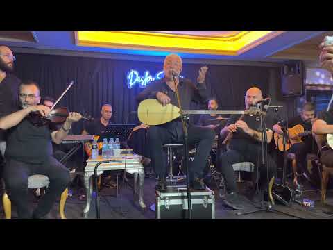 Onur AKIN - Hala Koynumda Resmin