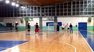 preview picture of video 'Allenamenti del Cornaredo Basket'