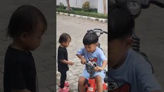 Download lagu baby bike mp3
