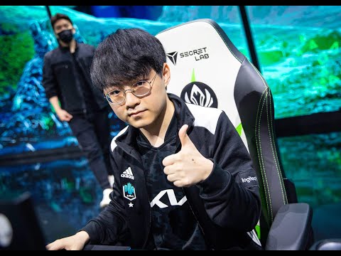 DK.ShowMaker used Leblanc to destroy the enemy team with perfect KDA on NA server