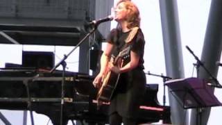 Tift Merritt "Engine To Turn" April 24, 2010 Raleigh, N.C.