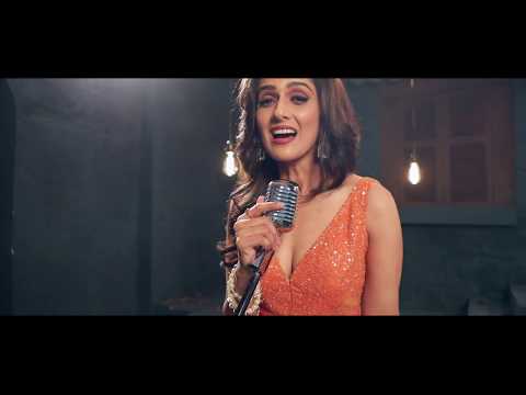 KABHI KABHI MASHUP - COVER BY AVINASH DAHIMA and PRIYANI. Featuring Niyati Joshi.