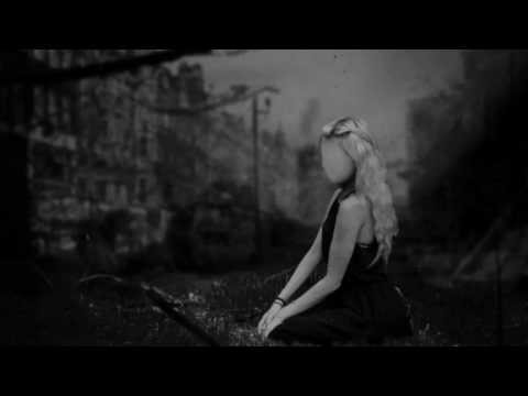 Nova Prospect - Fényhozó (hivatalos szöveges videó)