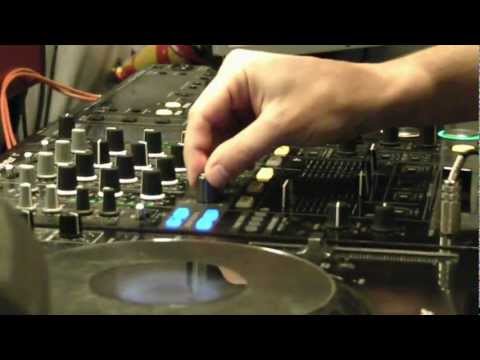 Hado @ Nights Underground #040 - Dance FM 89.5 - 24.11.2011