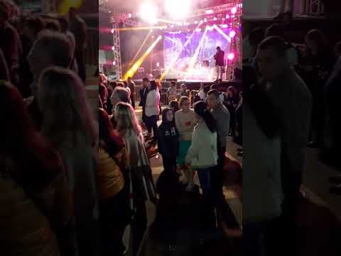 Moacyr Franco no meio do público, show em Laranjal Paulista