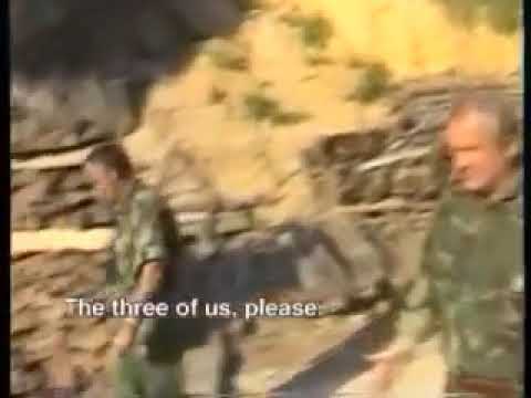 GENOCID U SREBRENICI: ULAZAK ZLOČINCA RATKA MLADIĆA U SREBRENICU (SNIMCI IZ SREBRENICE TV SRBIJA)