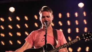 Kiss Your Feet (w/ spontaneous) - Jeremy Riddle &amp; Steffany Gretzinger