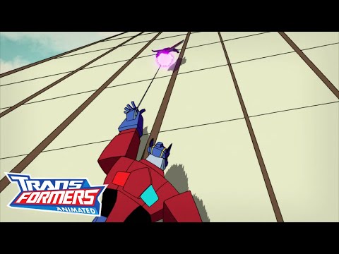 Starscream VS Autobots | Transformers: Animated | Transformers Official