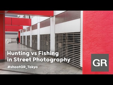 Hunting vs Fishing in Street Photography with the RICOH GR IIIx - #shootGR_Tokyo