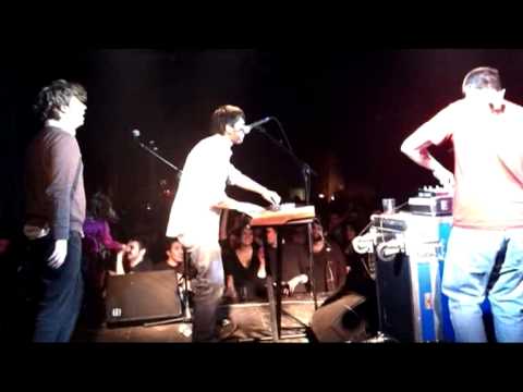 LO STATO SOCIALE - Ladro di cuori ol bruco - live @ tpo Bologna