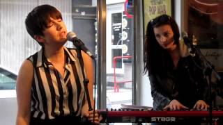 Carolina Wallin Pérez Utan Dina Andetag Stockholm Bengans 120421.MOV