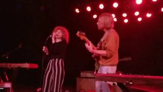 Tennis - Modern Woman (Roxy Theatre - Hollywood 2/24/17)