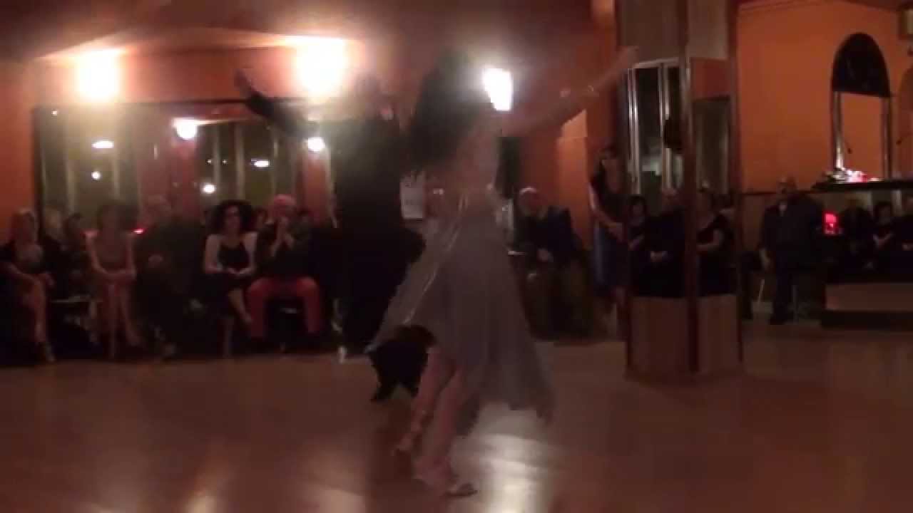 Video thumbnail for Pancho Martinez Pey e Mariela Ermocida @El Fueye Genova