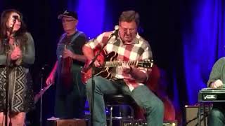 Vince Gill  and The Time Jumpers guest Lisa Richard