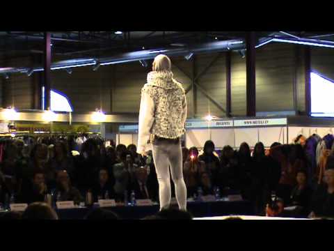 Karol Kurpiewski, Mūsdienu kareivis.avi