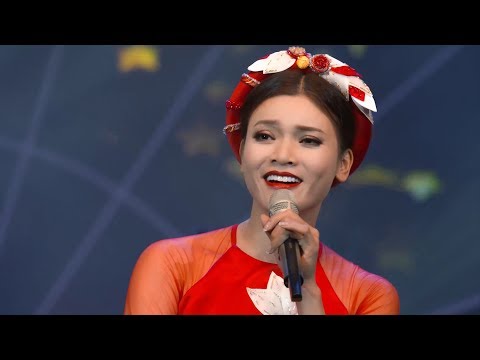 Thể hiện bởi Phạm Phương Thảo