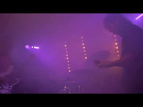 Play Video Youtube Video