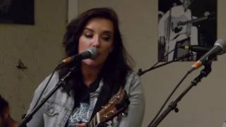 Brandy Clark sings &quot;Daughter&quot; with Charlie Worsham