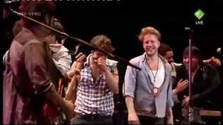 Hungry Heart   ( pro shot)  Bruce springsteen &  Mumford and Sons