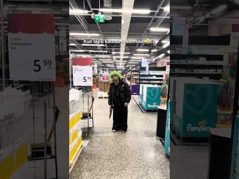 Kun lapsi katoaa sekunniksi 😂🌏🇫🇮 #youtubeshorts #comedy