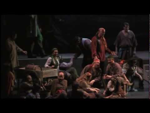 Il Trovatore - Anvil Chorus, Stride la vampa
