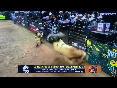WILD and CRAZY bull-riding scene today on PBR tour Sunday August 14, 2022🙈😳