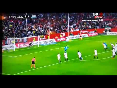 Sergio Ramos Penalty missed ( Real Madrid vs Sevilla )