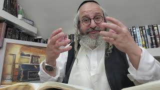 אור ימי חנוכה – ביידיש – 7 – הכנה לימי החנוכה ה'תשפ"ו ע"פ הספר אוצר היראה – 'תשובת השנה' אותיות כ-כב (הרב מוטה פראנק) - התמונה מוצגת ישירות מתוך אתר האינטרנט יוטיוב. זכויות היוצרים בתמונה שייכות ליוצרה. קישור קרדיט למקור התוכן נמצא בתוך דף הסרטון