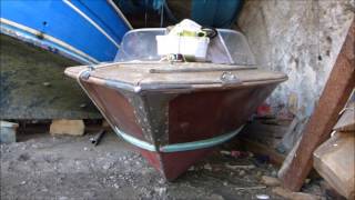 Vintage RIVA boat restauration in Italy